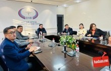 Ерөнхий сайд Г.Занданшатар Цаг уур, орчны шинжилгээний газарт ажиллалаа